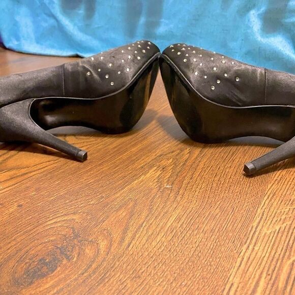 🌷 Club Townsend🌷GorgeousBlack Satin Rhinestone Studded Heel Open Toe Pumps - Picture 3 of 8